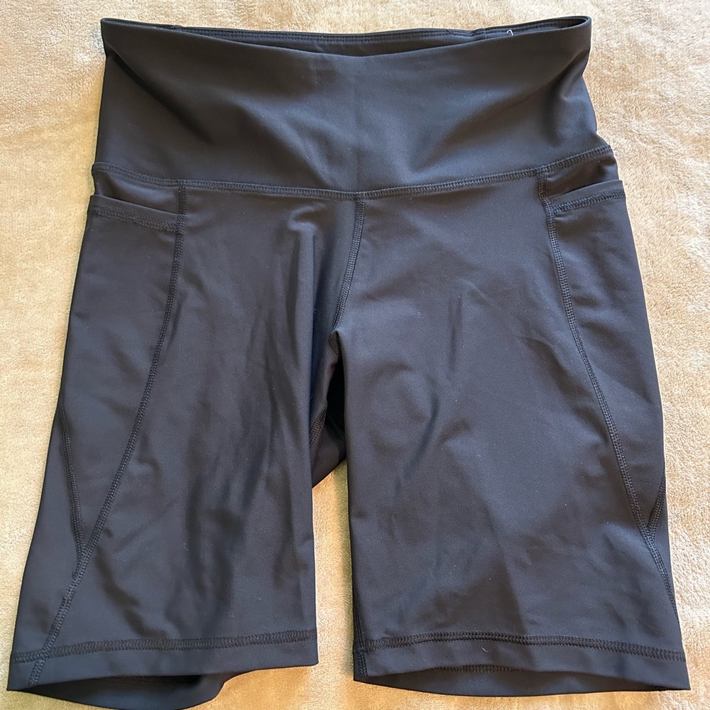 Old Navy 7in. Bike shorts